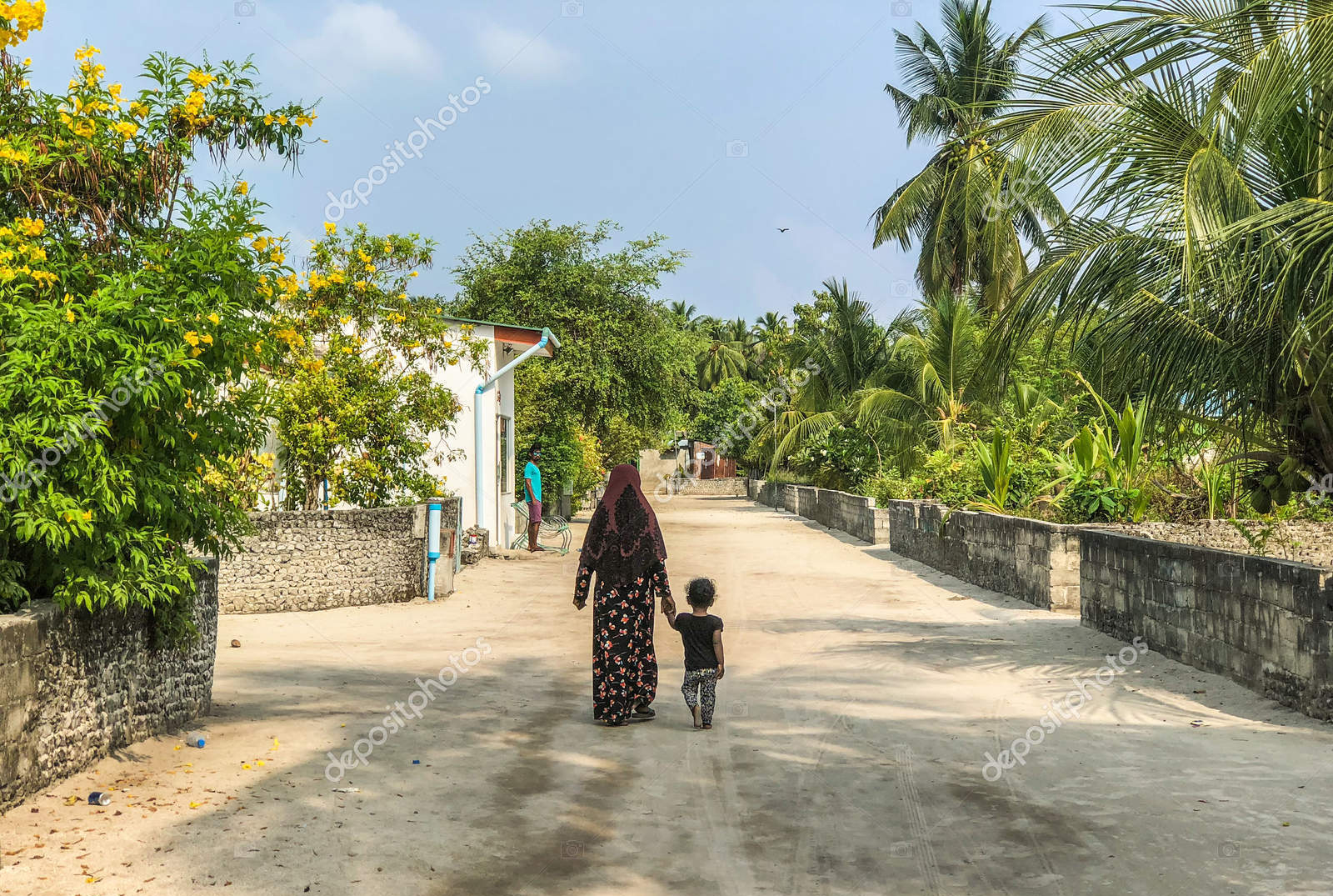 ބ. އަތޮޅުގެ ފަސް ރަށެއްގައި ފެނާއި ނަރުދަމާ އަޅައިދޭނެ ބަޔަކު ހޯދަނީ