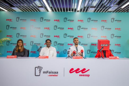 އީޒްއެޕަށް އެމްފައިސާ މެދުވެރިކޮށް ފައިސާ ދެއްކޭގޮތް ހަދަނީ