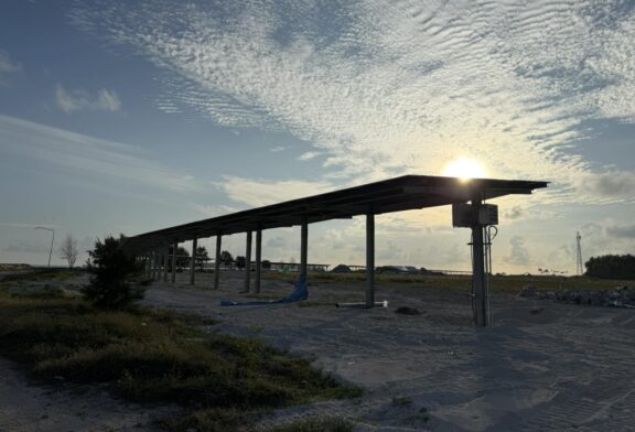 އޭދަފުށީގައި ގާއިމުކުރާ ސޯލާ ޕީވީސީގެ ނިޒާމު ނިމުމަކާ ގާތަށް