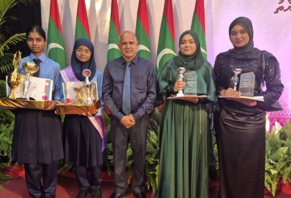 މަޒުމޫނާއި ކުރުވާހަކަ ލިޔުމުގެ ޤައުމީ މުބާރާތުން ބ.އޭއީސީއަށް ކާމިޔާބީތަކެއް