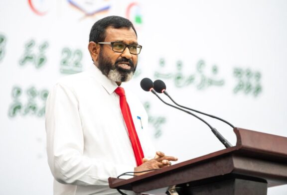 ތުޅާދޫގެ ފުރަތަމަ ހާފިޒަށް 130،000 ރުފިޔާގެ ފައިސާގެ އިނާމެއް